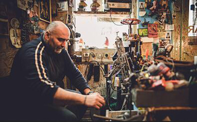 紀錄片制作應把握好的三大要點 文藝創(chuàng)作與服務的結合